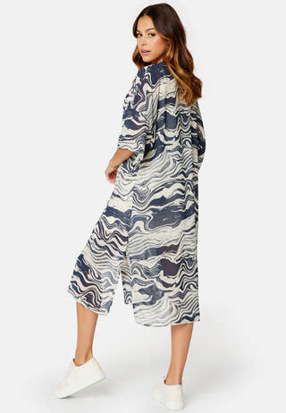 Nema 3/4 Button Cover Up