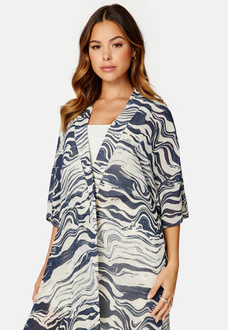 Nema 3/4 Button Cover Up