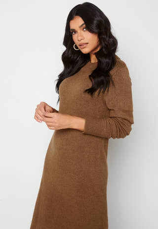 Ril Crew Neck Midi Dress