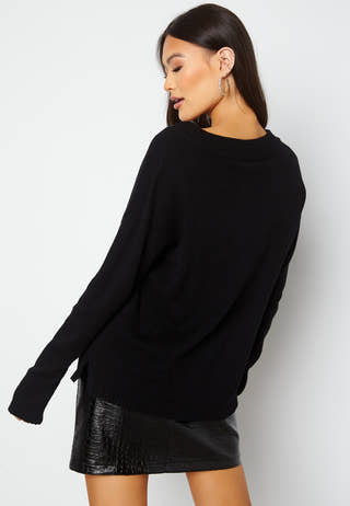 Ril Oversize V-Neck Knit Top