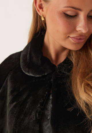 Vibarbara Cape