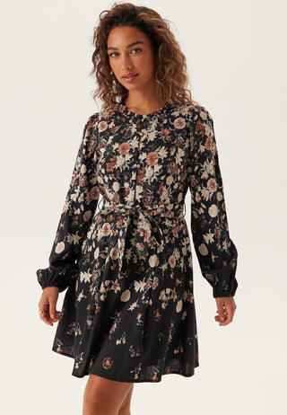 Vielma O-neck L/S SHORT DRESS