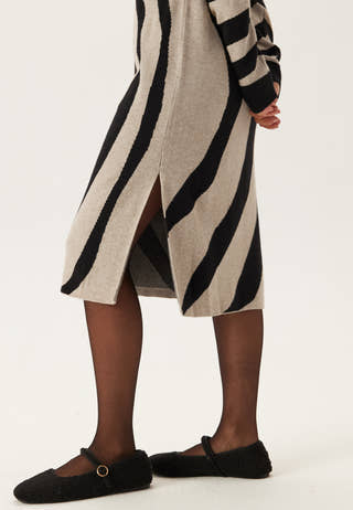 Vitif Crewneck Knit Midi Dress