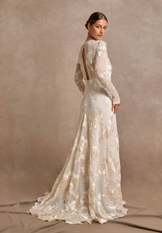 Yasfloree Ls Train Dress